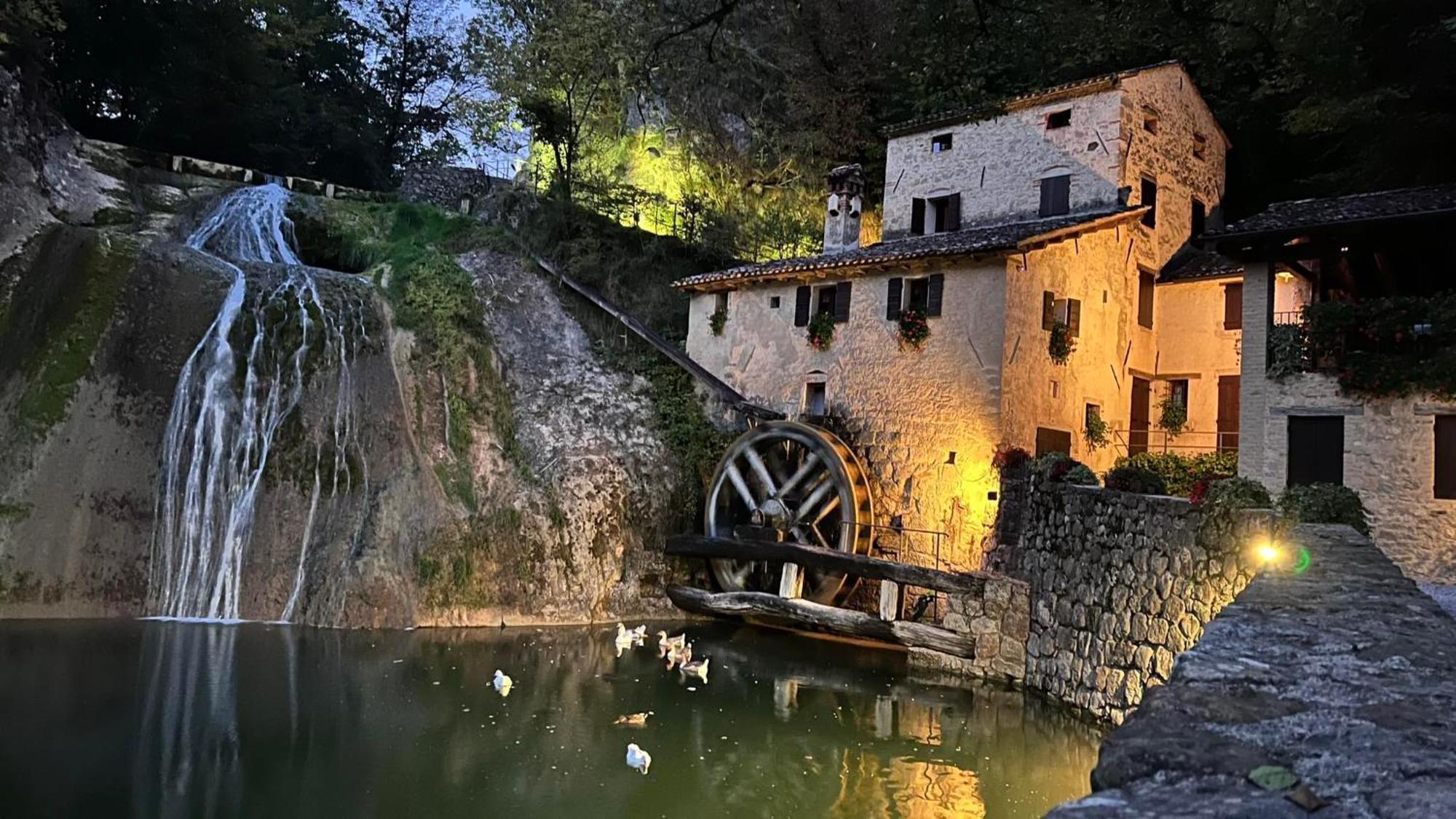 Romantic Boutique Hospitality Revine Lago エクステリア 写真